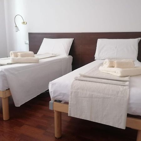 Le Finestre Sugli Ulivi Apartment Desenzano del Garda Luaran gambar