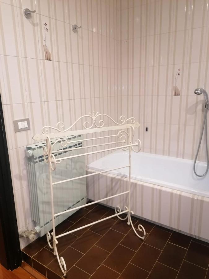 Le Finestre Sugli Ulivi Apartment Desenzano del Garda Luaran gambar