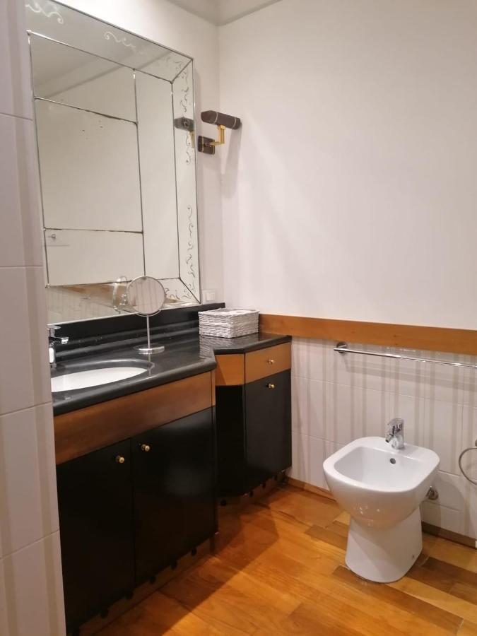 Le Finestre Sugli Ulivi Apartment Desenzano del Garda Luaran gambar