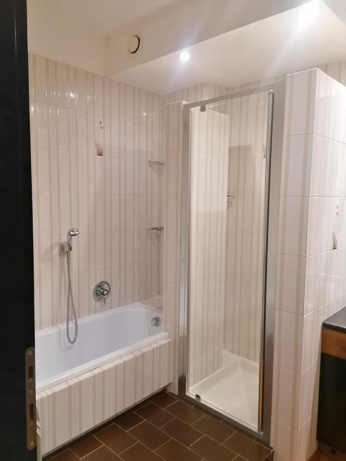 Le Finestre Sugli Ulivi Apartment Desenzano del Garda Luaran gambar