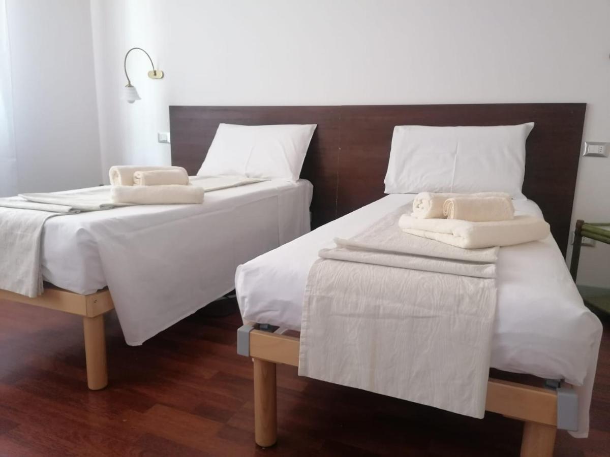 Le Finestre Sugli Ulivi Apartment Desenzano del Garda Luaran gambar