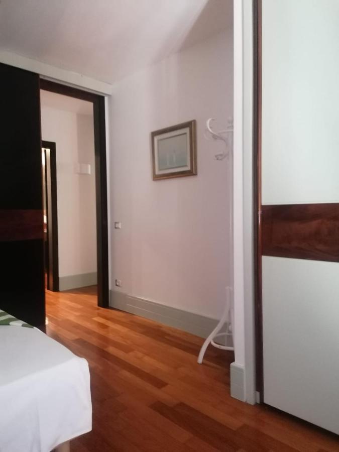 Le Finestre Sugli Ulivi Apartment Desenzano del Garda Luaran gambar